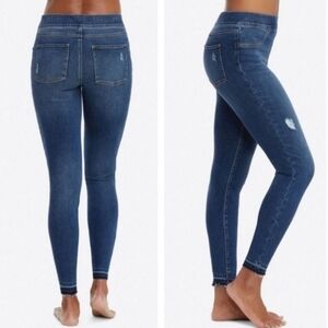 SPANX Distressed Skinny Jeans Raw Hem - Size Medium